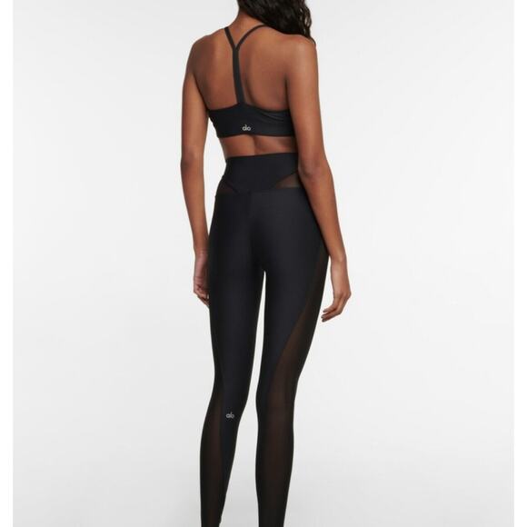 ALO YOGA AIRLIFT INTRIGUE BRA Size Small Xx1403 - Picture 2 of 9